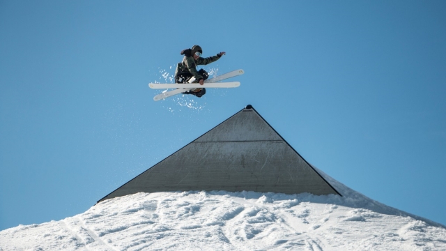平博集团:盱眙室内蹦极健身房有吗